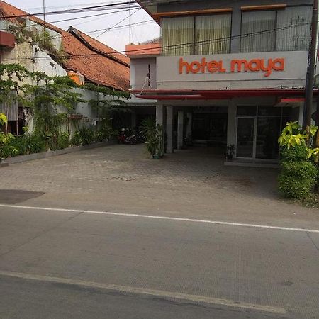 Hotel Maya Tegal  Exteriér fotografie