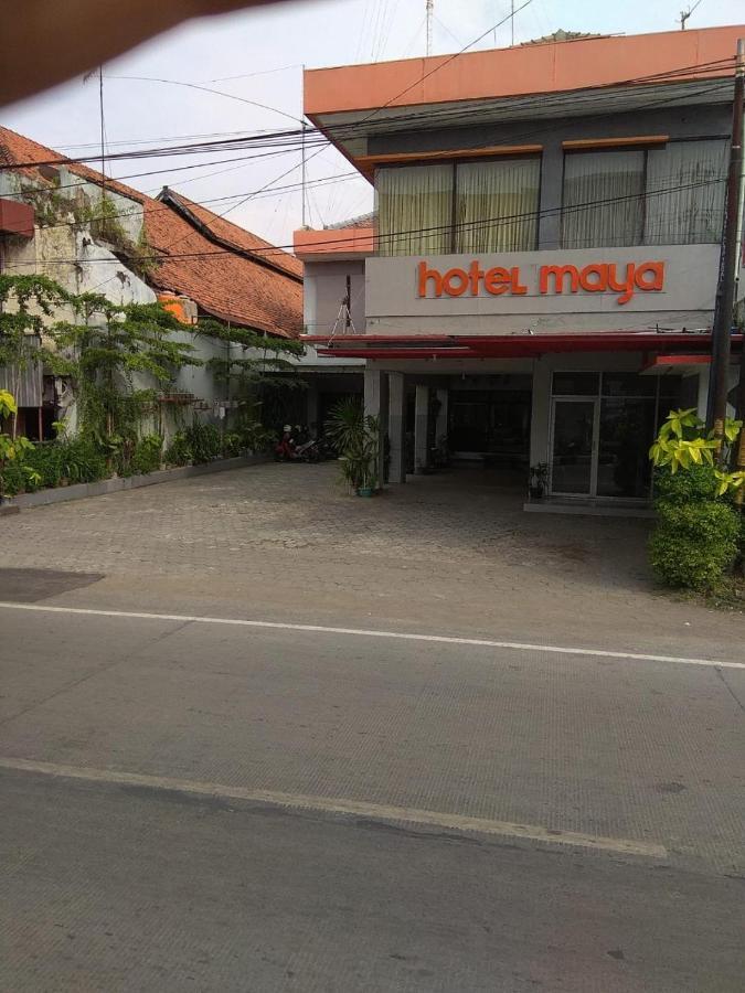 Hotel Maya Tegal  Exteriér fotografie