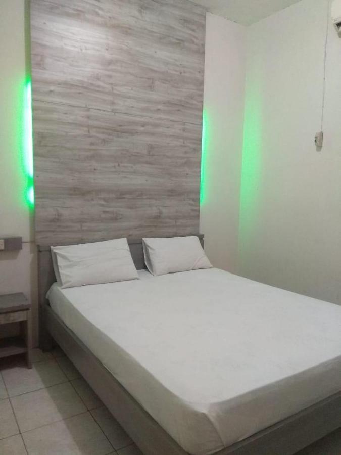 Hotel Maya Tegal  Exteriér fotografie