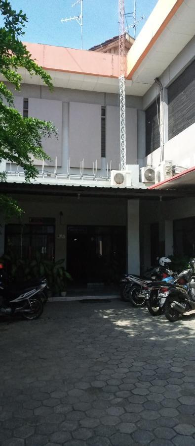 Hotel Maya Tegal  Exteriér fotografie